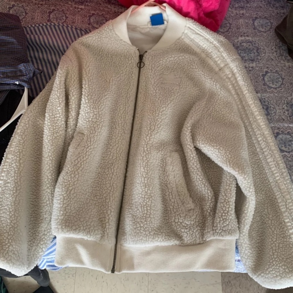 Adidas Sherpa fluffy jacket